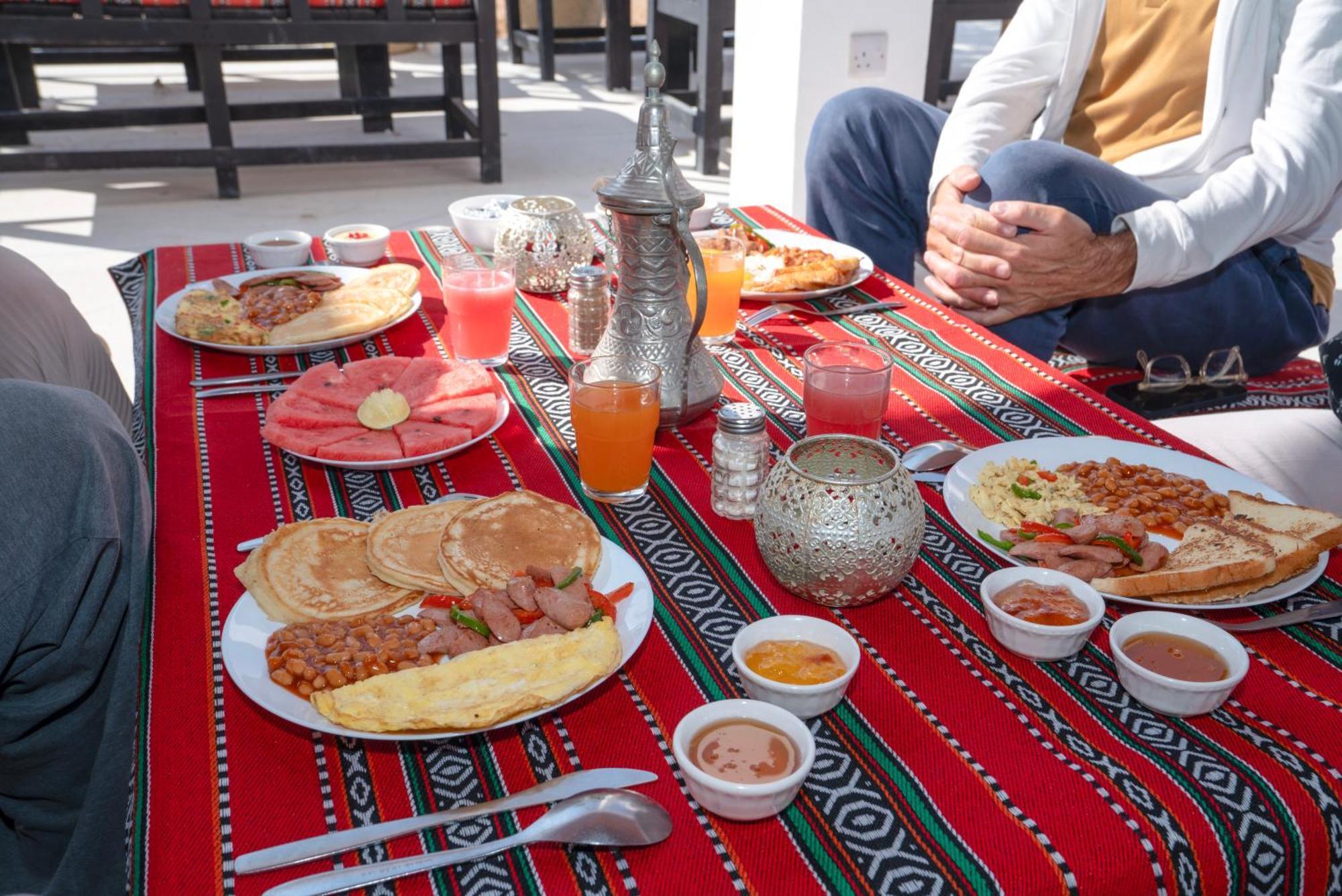 Sama Al Wasil Desert Camp Kemping Shāhiq
